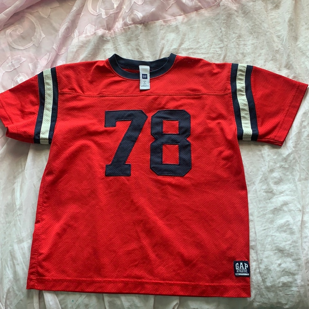 gap red kids jersey